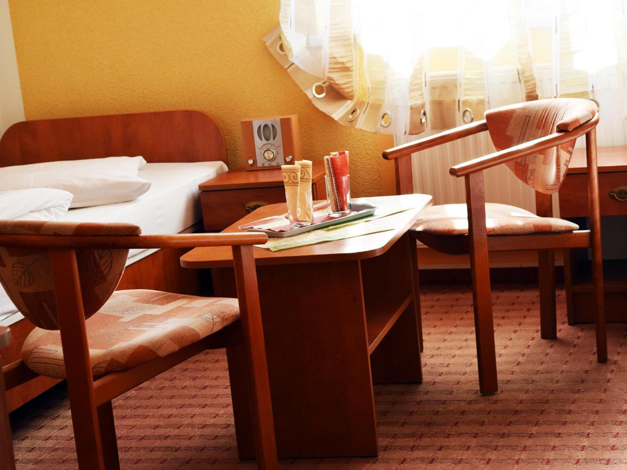 Hotel Jan ازغوجالتس الغرفة الصورة