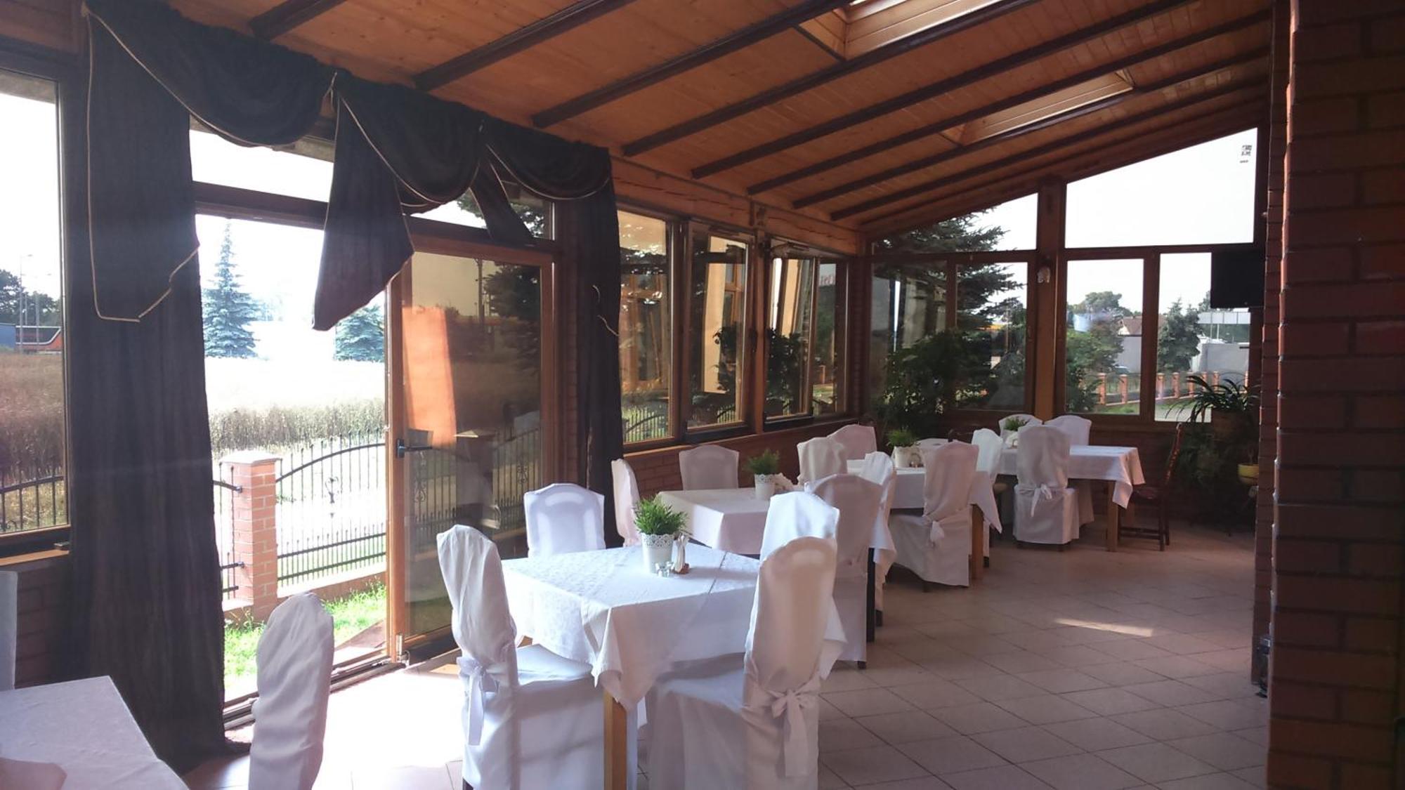 Hotel Jan ازغوجالتس المظهر الخارجي الصورة